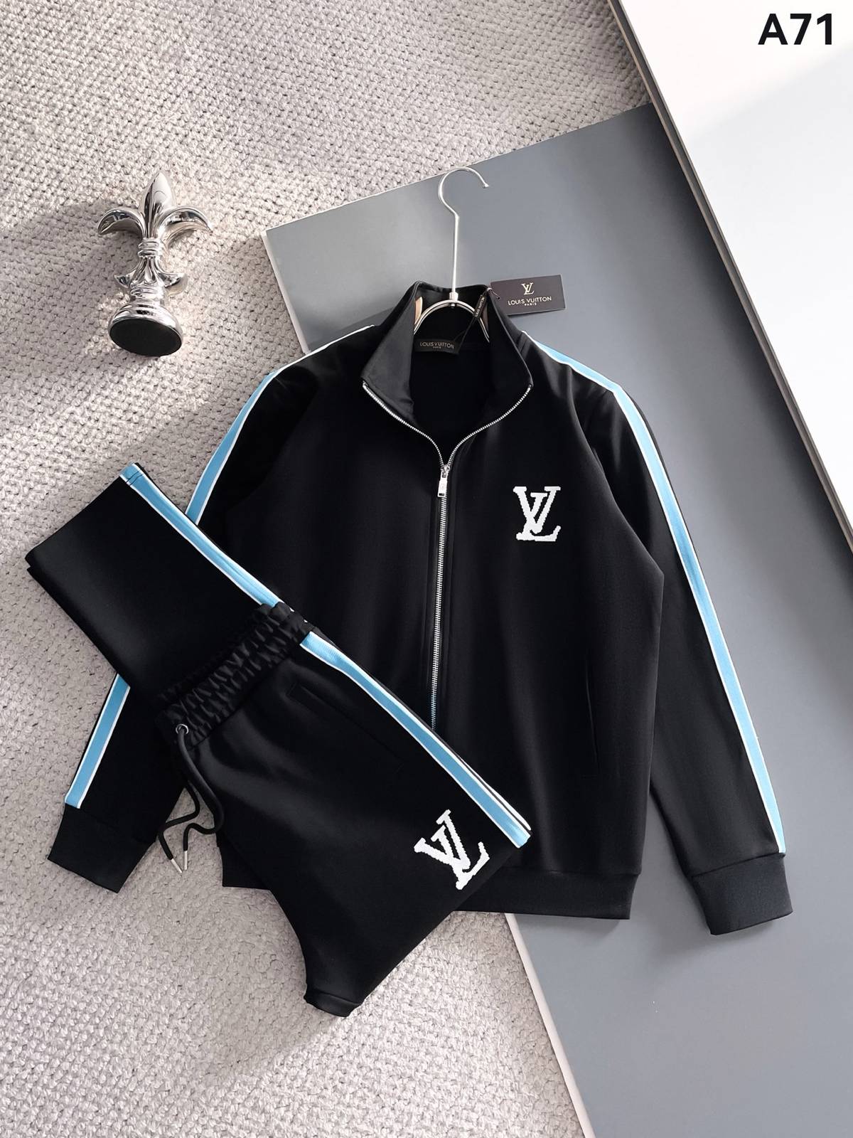 LV メンズ セットアップ ジップアップパーカー ロゴワッペン サイドライン スポーツウェア 秋冬 ブラック