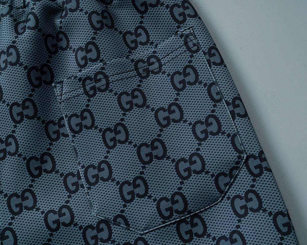 GUCCI グッチ セットアップ メンズ ジップアップパーカー ロゴワッペン ロゴ刺繍 スウェットセットアップ メンズ 秋冬 ブラック - 画像 9