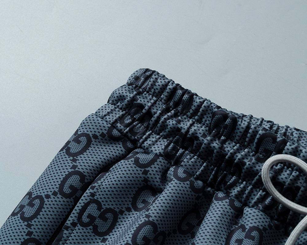 GUCCI グッチ セットアップ メンズ ジップアップパーカー ロゴワッペン ロゴ刺繍 スウェットセットアップ メンズ 秋冬 ブラック - 画像 11