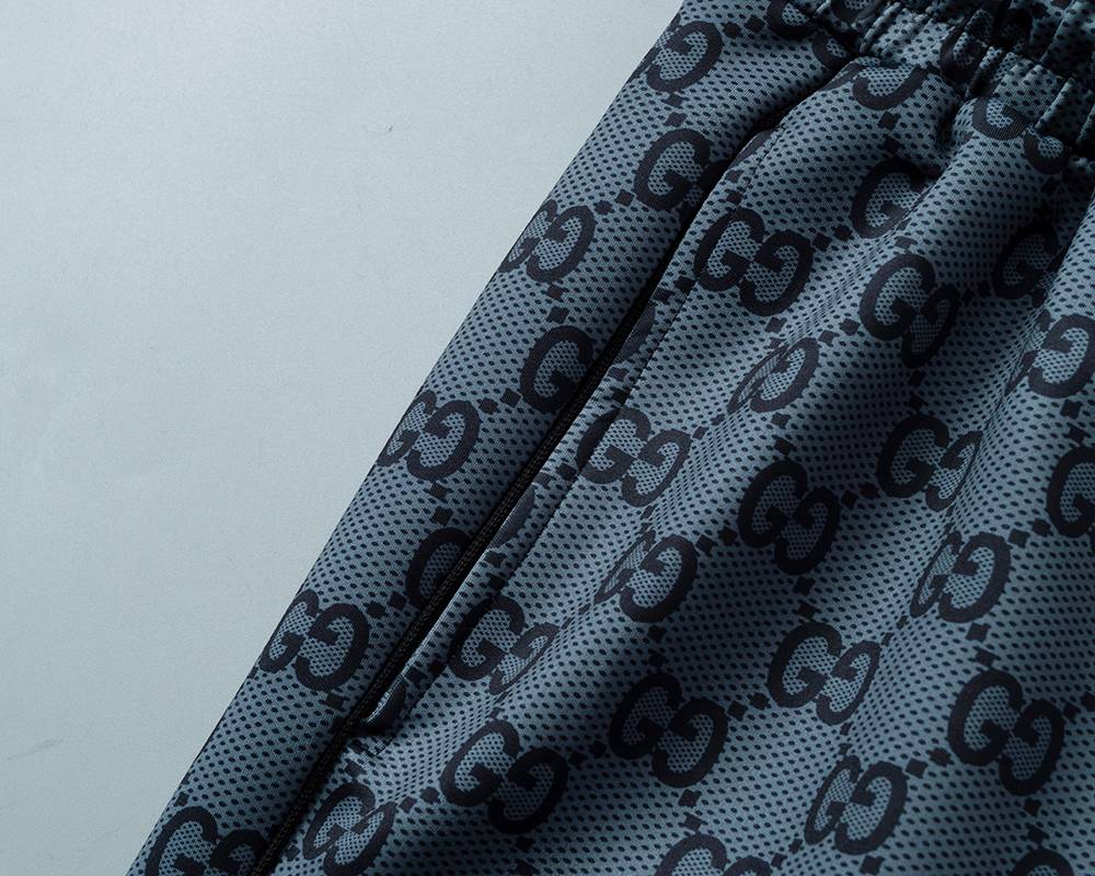 GUCCI グッチ セットアップ メンズ ジップアップパーカー ロゴワッペン ロゴ刺繍 スウェットセットアップ メンズ 秋冬 ブラック - 画像 12