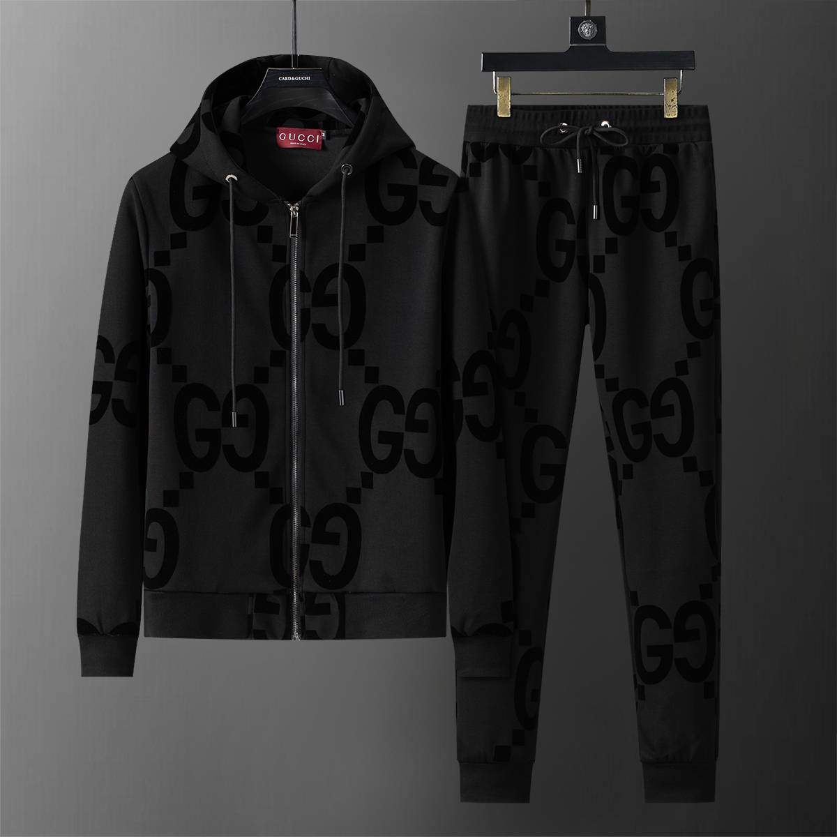 GUCCI グッチ メンズ セットアップ ジップパーカー ロゴワッペン ブラック