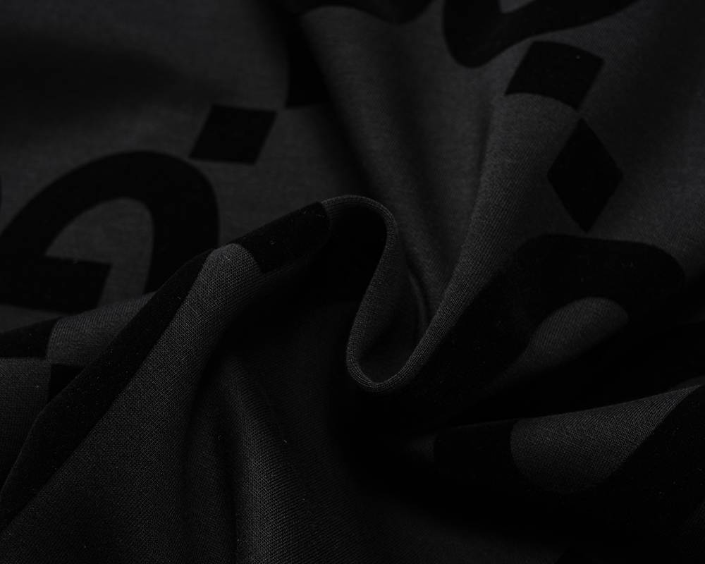 GUCCI グッチ メンズ セットアップ ジップパーカー ロゴワッペン ブラック - 画像 6