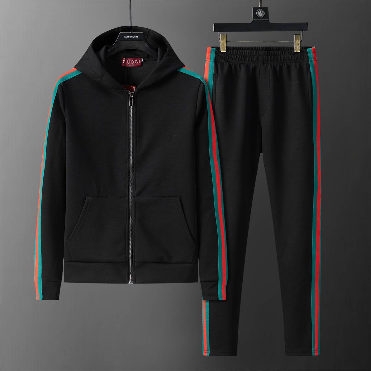 GUCCI グッチ メンズ セットアップ ジップパーカー ロゴワッペン サイドライン ストリート 秋冬 ブラック