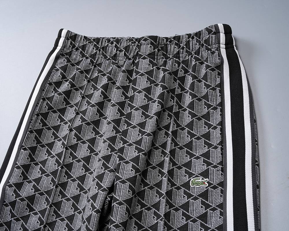 LACOSTE ラコステ セットアップ メンズ ジップアップパーカー グレカ柄 ロゴテープ シティスタイル ブラック ホワイト - 画像 9