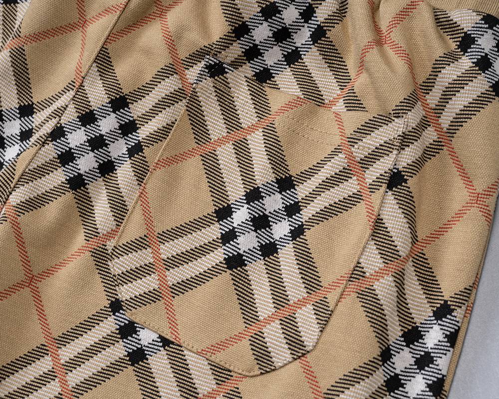 BURBERRY バーバリー メンズ セットアップ ジップアップパーカー ロゴワッペン トレーナーセット ストリート ベージュ - 画像 2