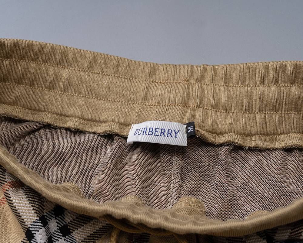 BURBERRY バーバリー メンズ セットアップ ジップアップパーカー ロゴワッペン トレーナーセット ストリート ベージュ - 画像 3