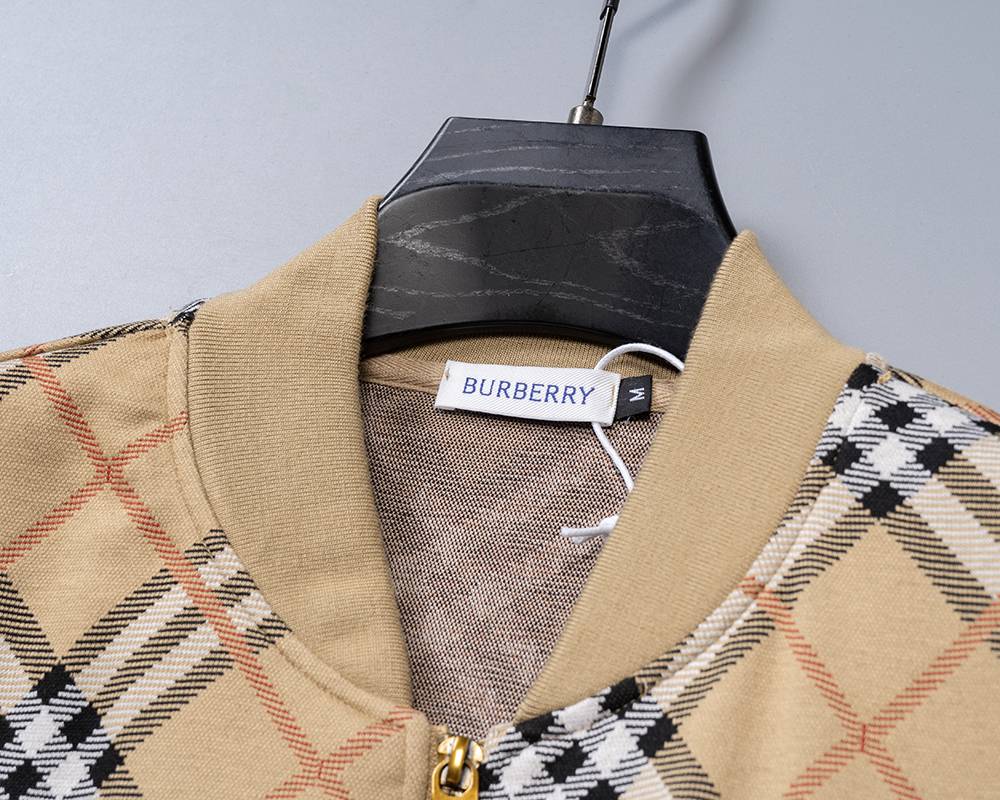 BURBERRY バーバリー メンズ セットアップ ジップアップパーカー ロゴワッペン トレーナーセット ストリート ベージュ - 画像 10