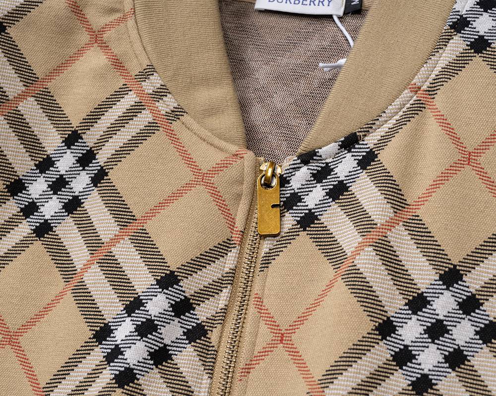 BURBERRY バーバリー メンズ セットアップ ジップアップパーカー ロゴワッペン トレーナーセット ストリート ベージュ - 画像 11