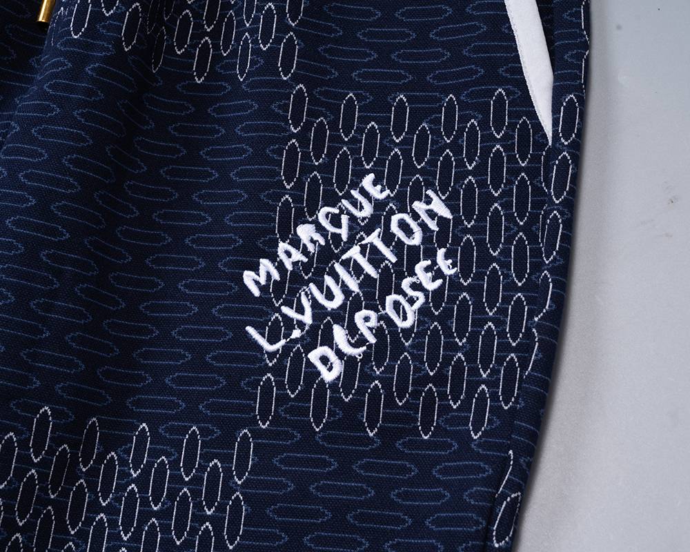 MONCLER モンクレール メンズ セットアップ ジップパーカー ロゴワッペン ロゴ刺繍 スポーツウェア 秋冬 ブラック - 画像 10