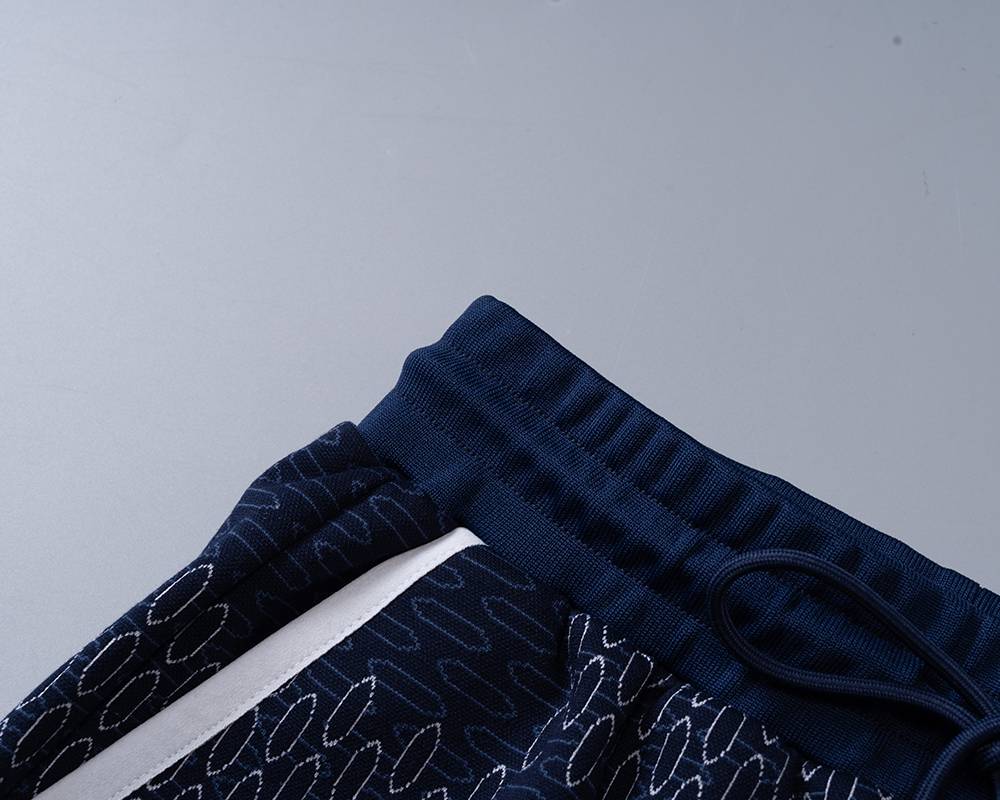 MONCLER モンクレール メンズ セットアップ ジップパーカー ロゴワッペン ロゴ刺繍 スポーツウェア 秋冬 ブラック - 画像 12