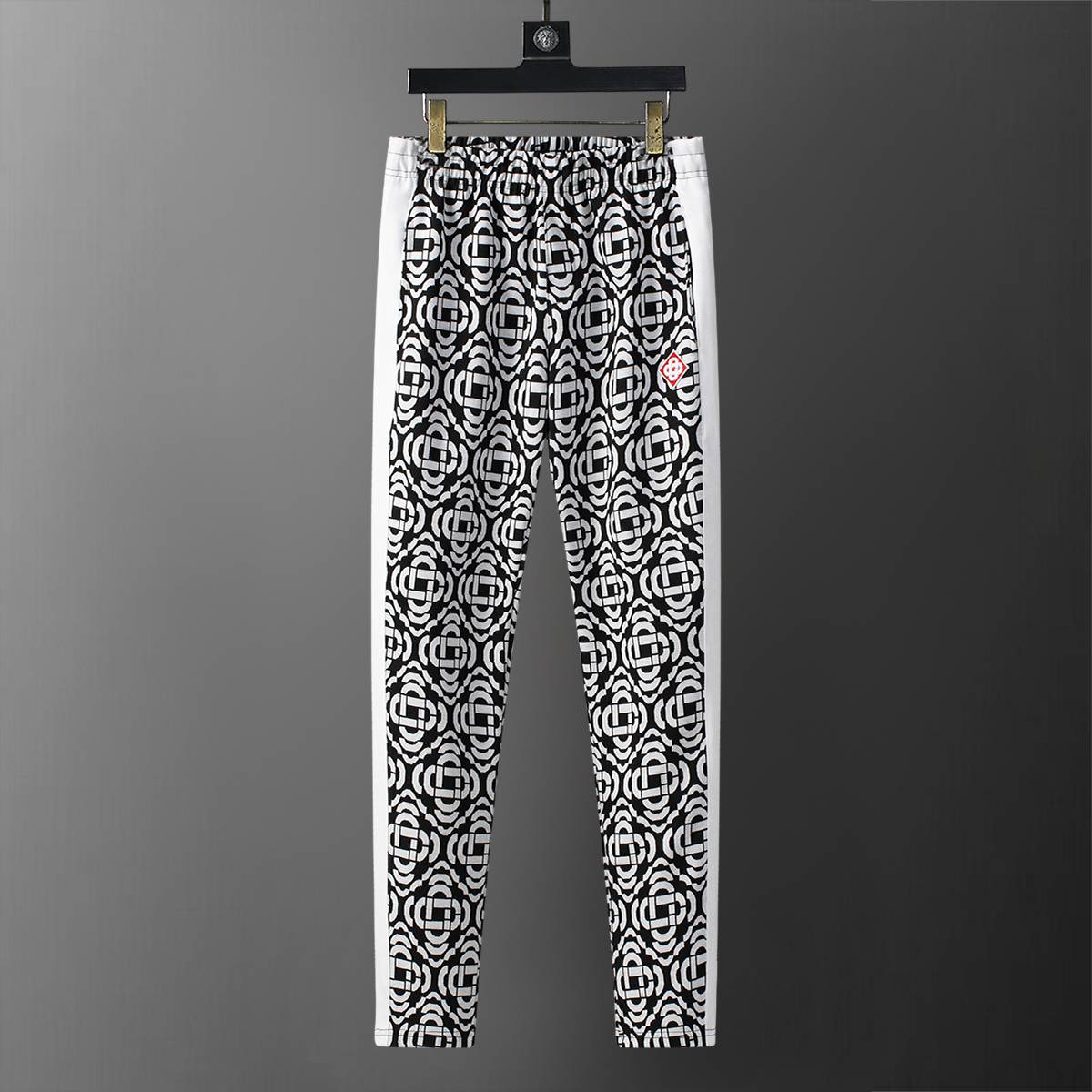 VERSACE ヴェルサーチ セットアップ メンズ ジップアップパーカー ロゴワッペン グレカ柄 ブラック - 画像 6