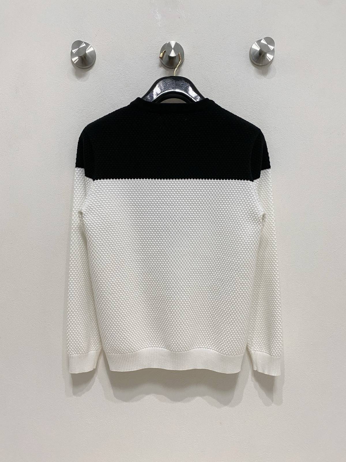 EMPORIO ARMANI メンズ セーター クルーネック ワッフル編み バイカラー ニットプルオーバー ブラック M 3XLA178155 - 画像 11