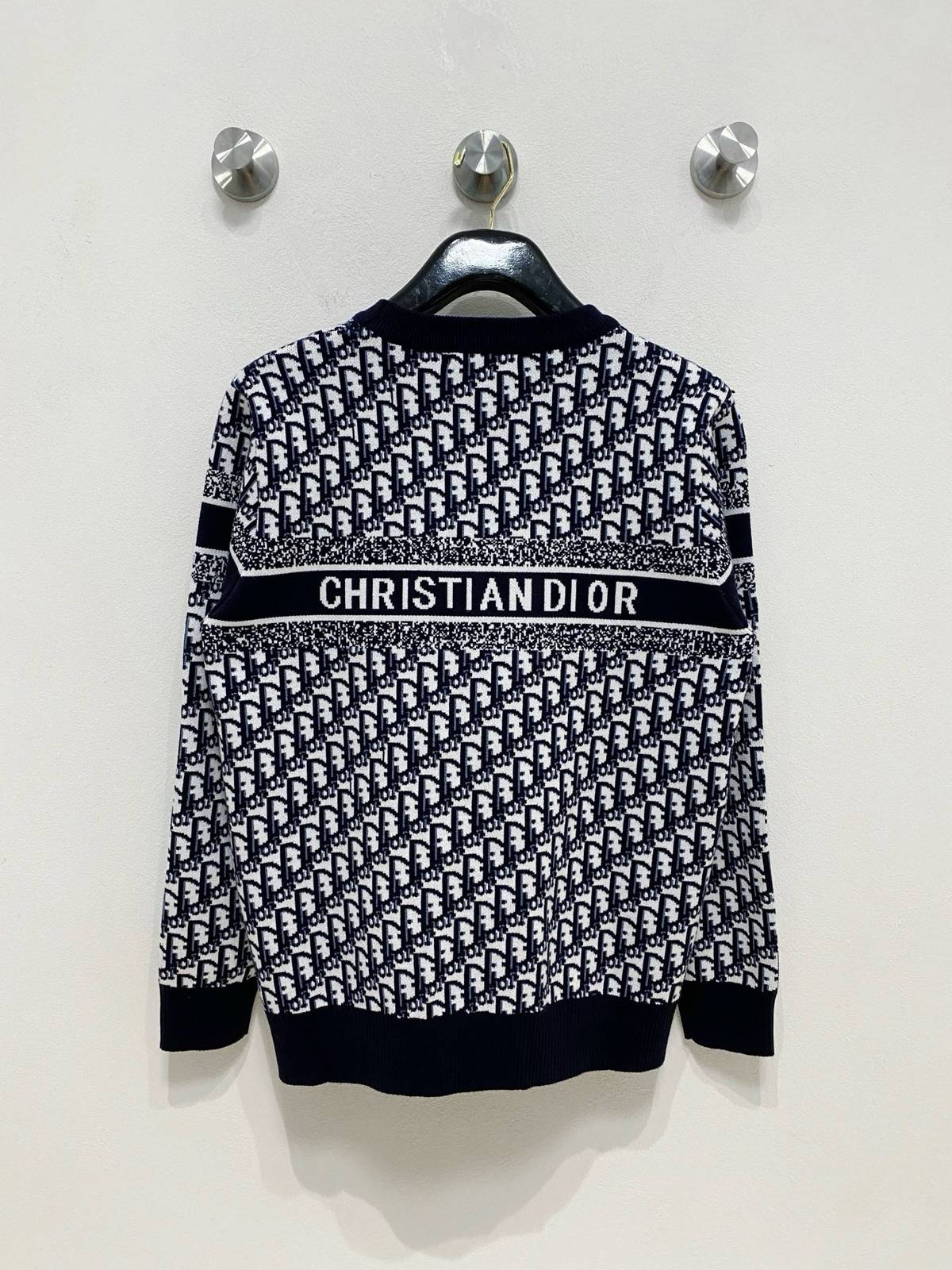 ディオール レディース ニット クルーネック ケーブルニット ロゴ刺繍 上品 秋冬 ブラック - 画像 10