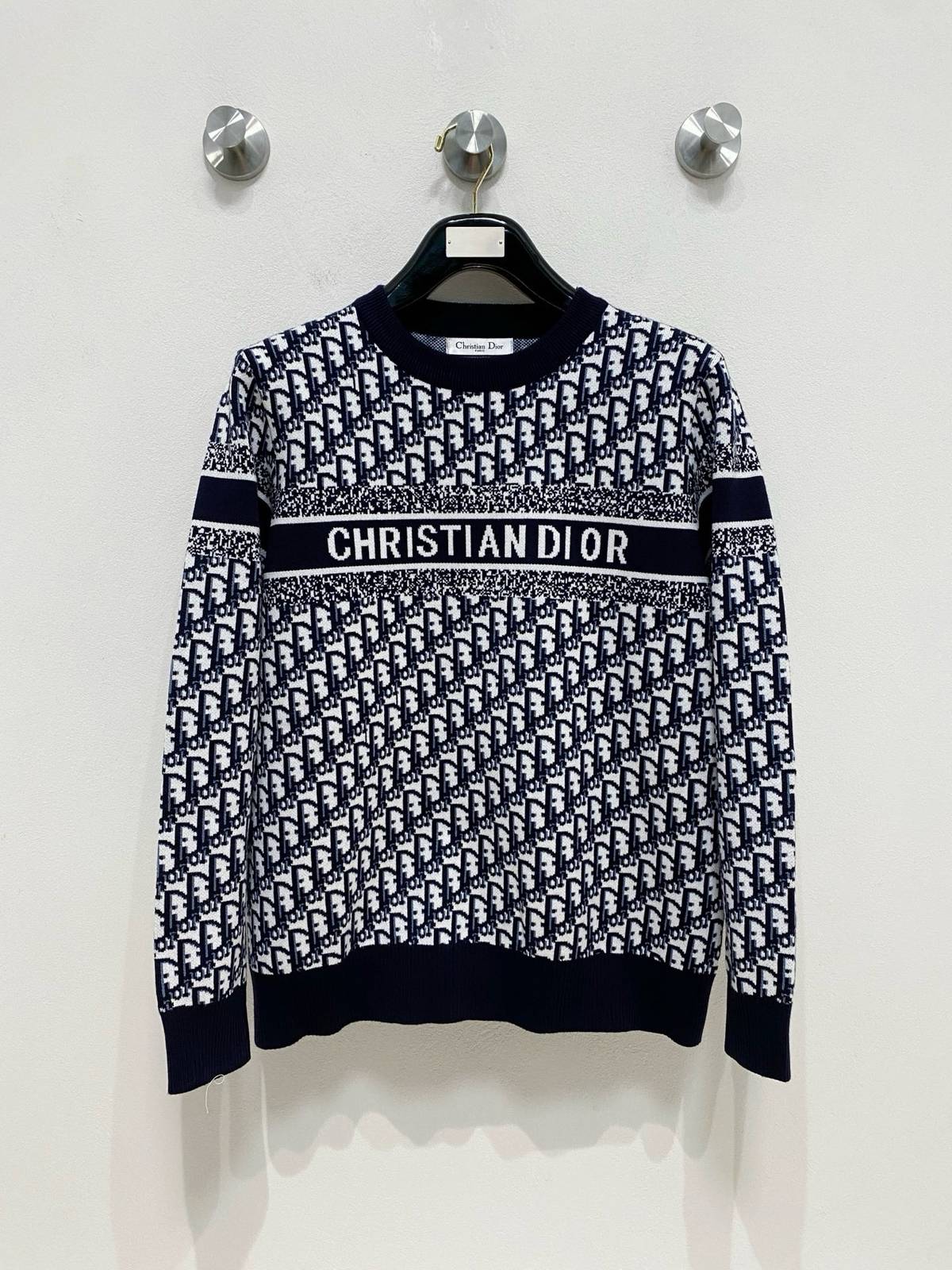 ディオール レディース ニット クルーネック ケーブルニット ロゴ刺繍 上品 秋冬 ブラック - 画像 11