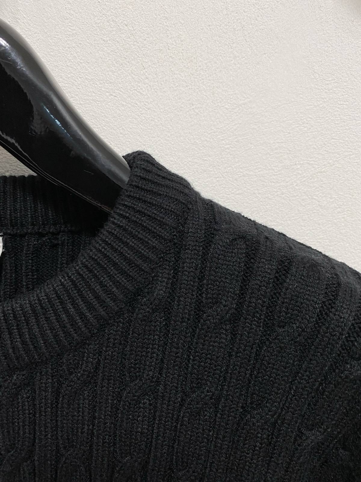 MONCLER モンクレール メンズ ニット クルーネック ケーブルニット ロゴ刺繍 ビジカジ ブラック - 画像 7