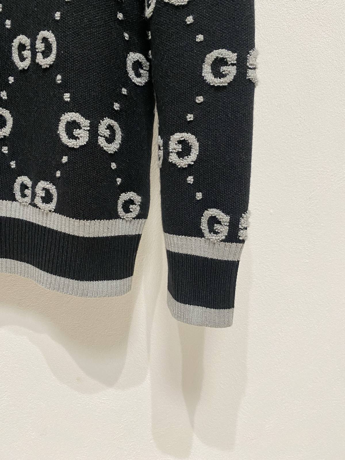 GUCCI グッチ メンズ ニット クルーネック インターシャ ローゲージ オーバーサイズ 秋冬 ブラック - 画像 5