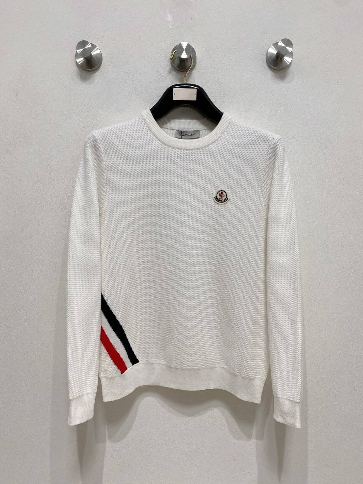 MONCLER モンクレール メンズ ニット クルーネック ローゲージ 総柄 ワッフル編み ブラック ホワイト M 3XLA17