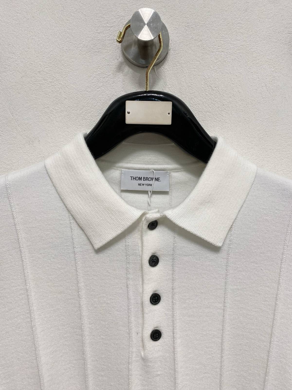 THOM BROWNE メンズ セーター クルーネック リブニット 3Xカラー ベージュ - 画像 7