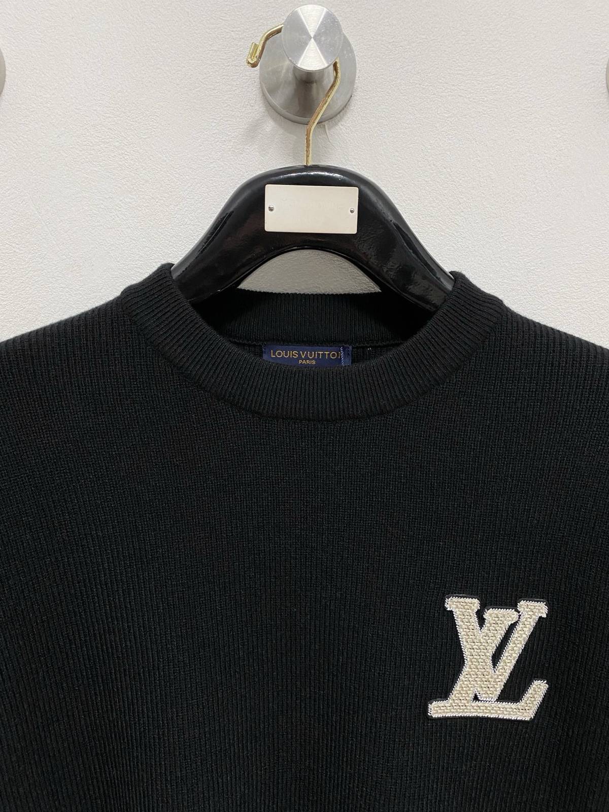 LOUIS VUITTON レディース ニット クルーネック ロゴ刺繍 リブ編み ブラック ホワイト M 3XL - 画像 8