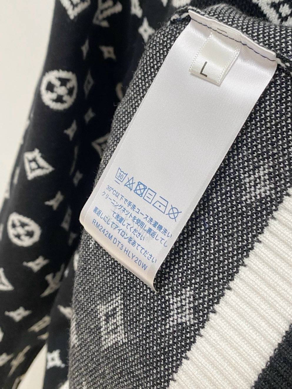 LOUIS VUITTON ルイヴィトン メンズ ニット クルーネック モノグラム ワッフル編み ブラック - 画像 4