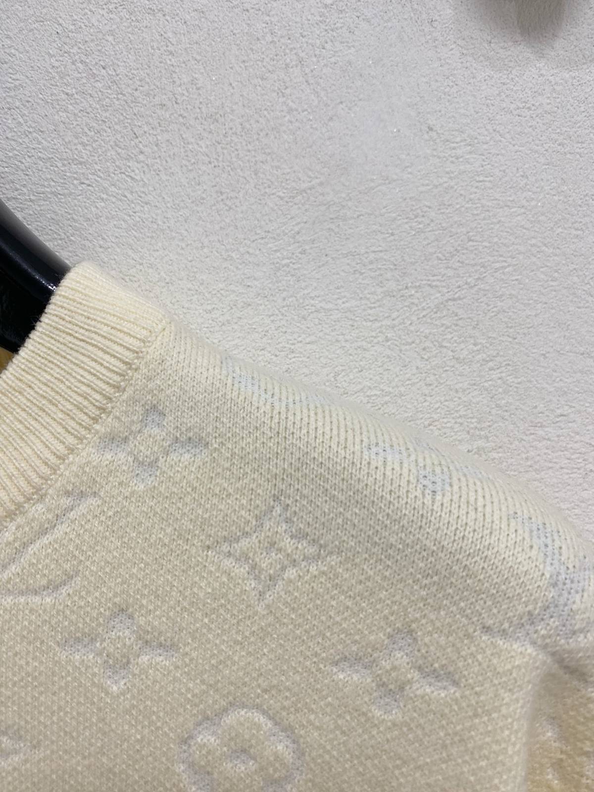 LV ルイヴィトン メンズ ニット クルーネック ワッフル編み 上品 秋冬 ブラック ベージュ オレンジ - 画像 8
