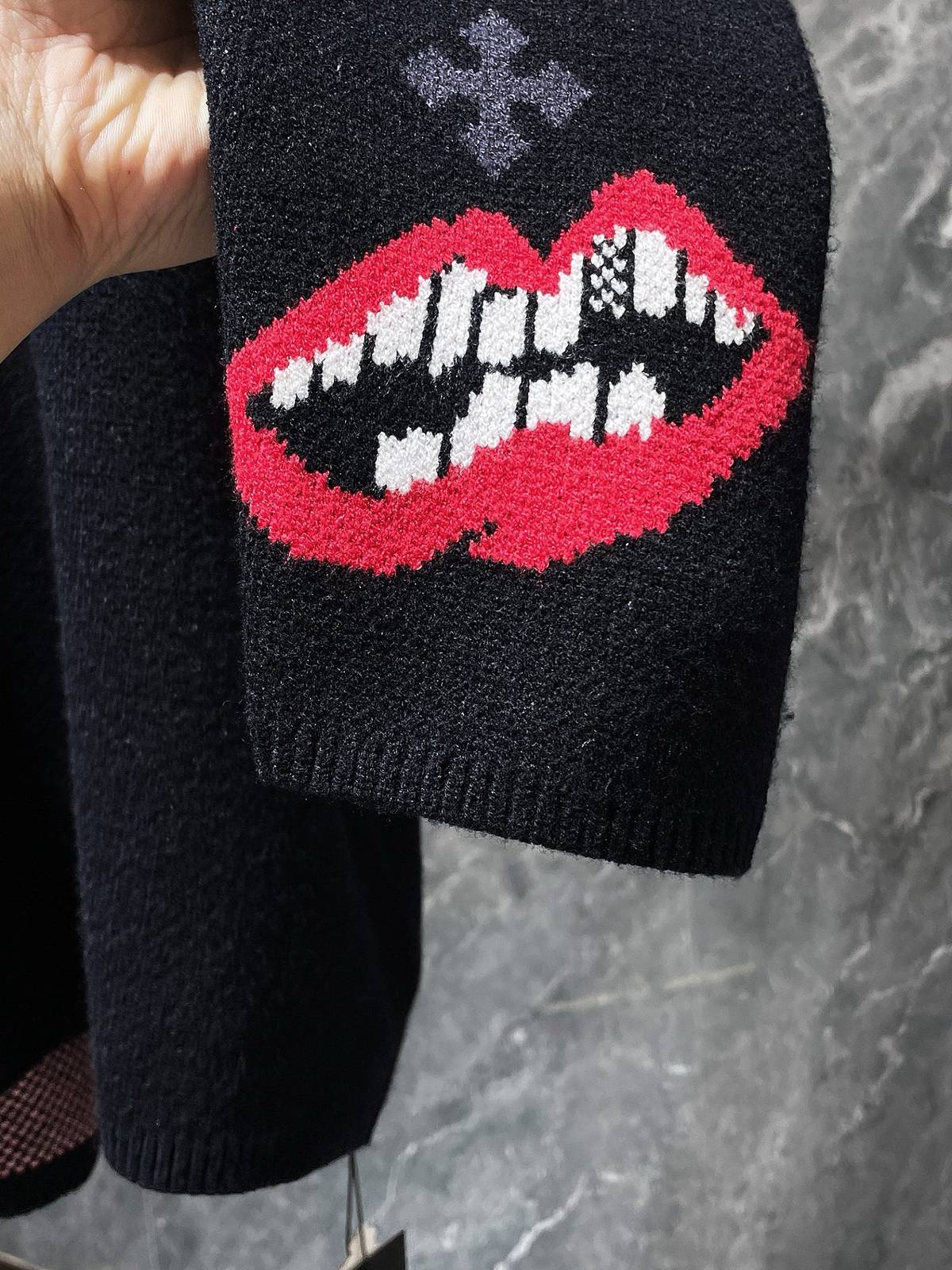 クローズ クルーネック ニットプルオーバー ケーブルニット ロゴ刺繍 メンズ ブラック - 画像 5