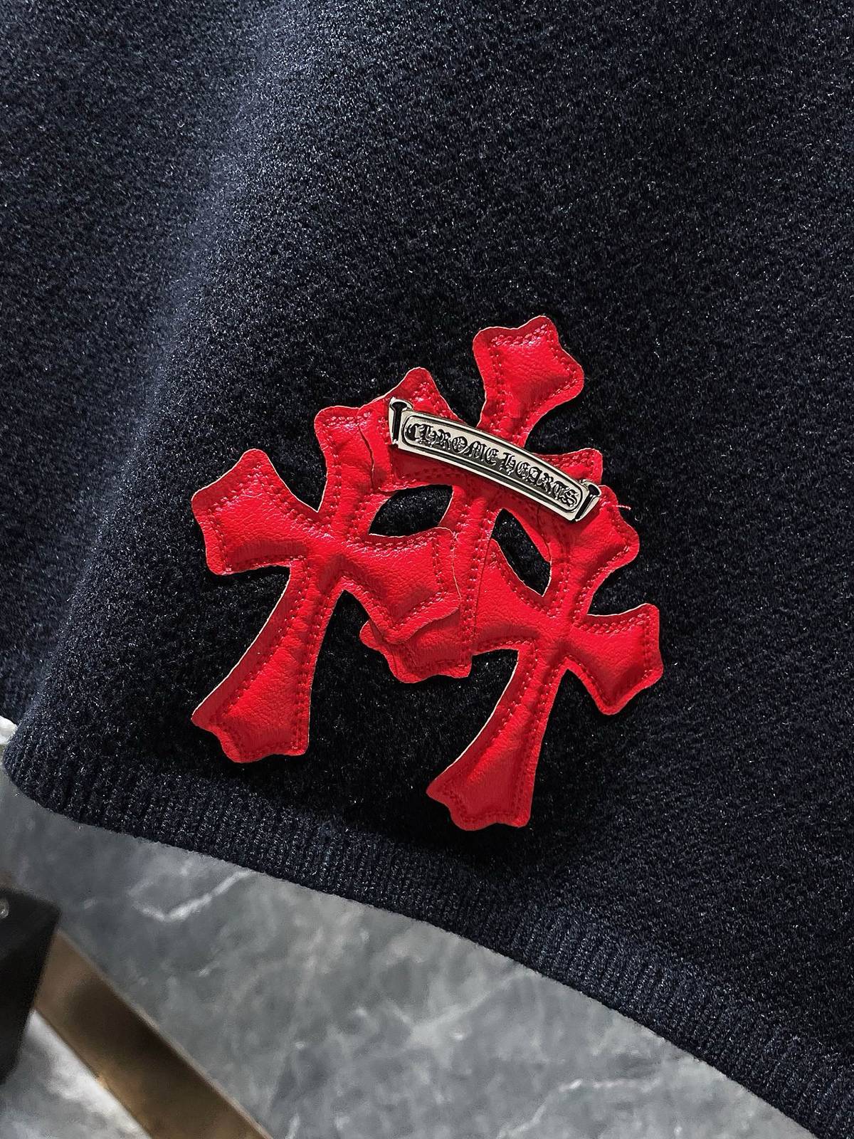 クローズ クルーネック ニットプルオーバー ケーブルニット ロゴ刺繍 メンズ ブラック - 画像 7