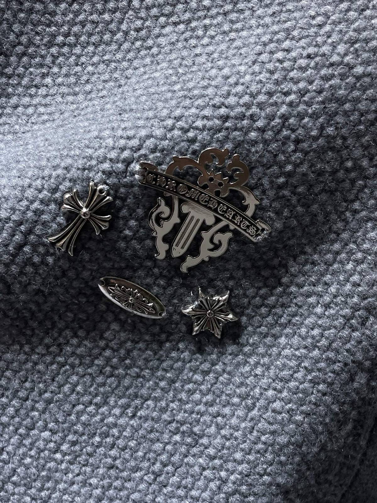 クロムハーツ メンズ ニット クルーネック ケーブルニット ロゴ刺繍 上品 秋冬 グレー - 画像 5