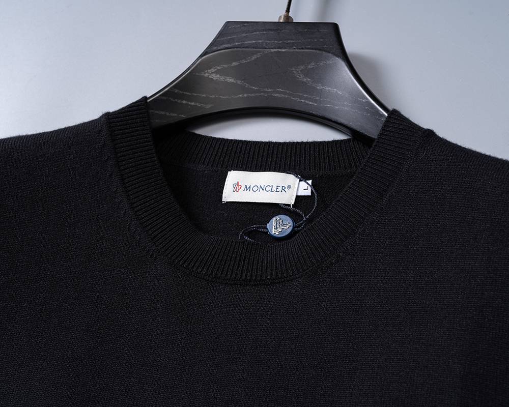 MONCLER モンクレール メンズ ニット クルーネック ローゲージ 上品な佇まい ブラック M 3XL - 画像 2