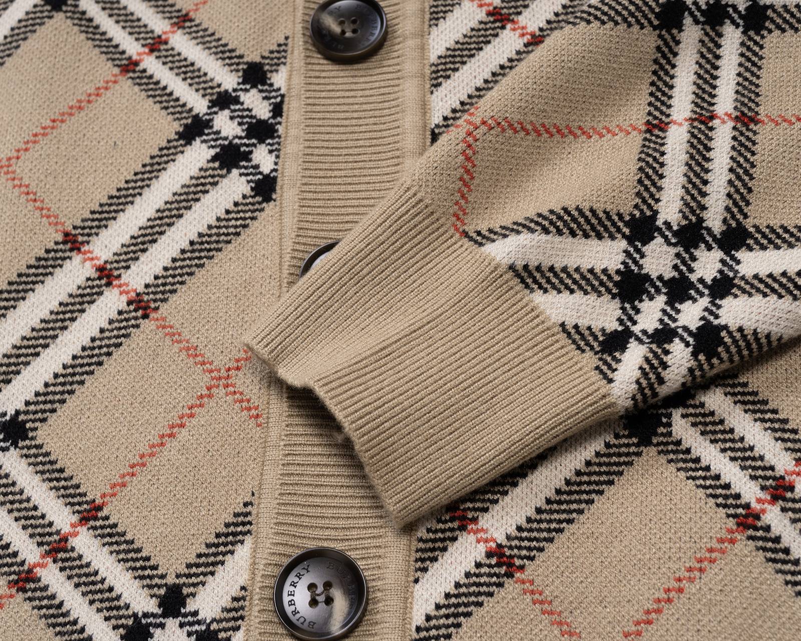 BURBERRY メンズ カーディガン クルーネック ケーブルニット ボーダー プチロゴ オーバーサイズ 秋冬 ベージュ - 画像 7