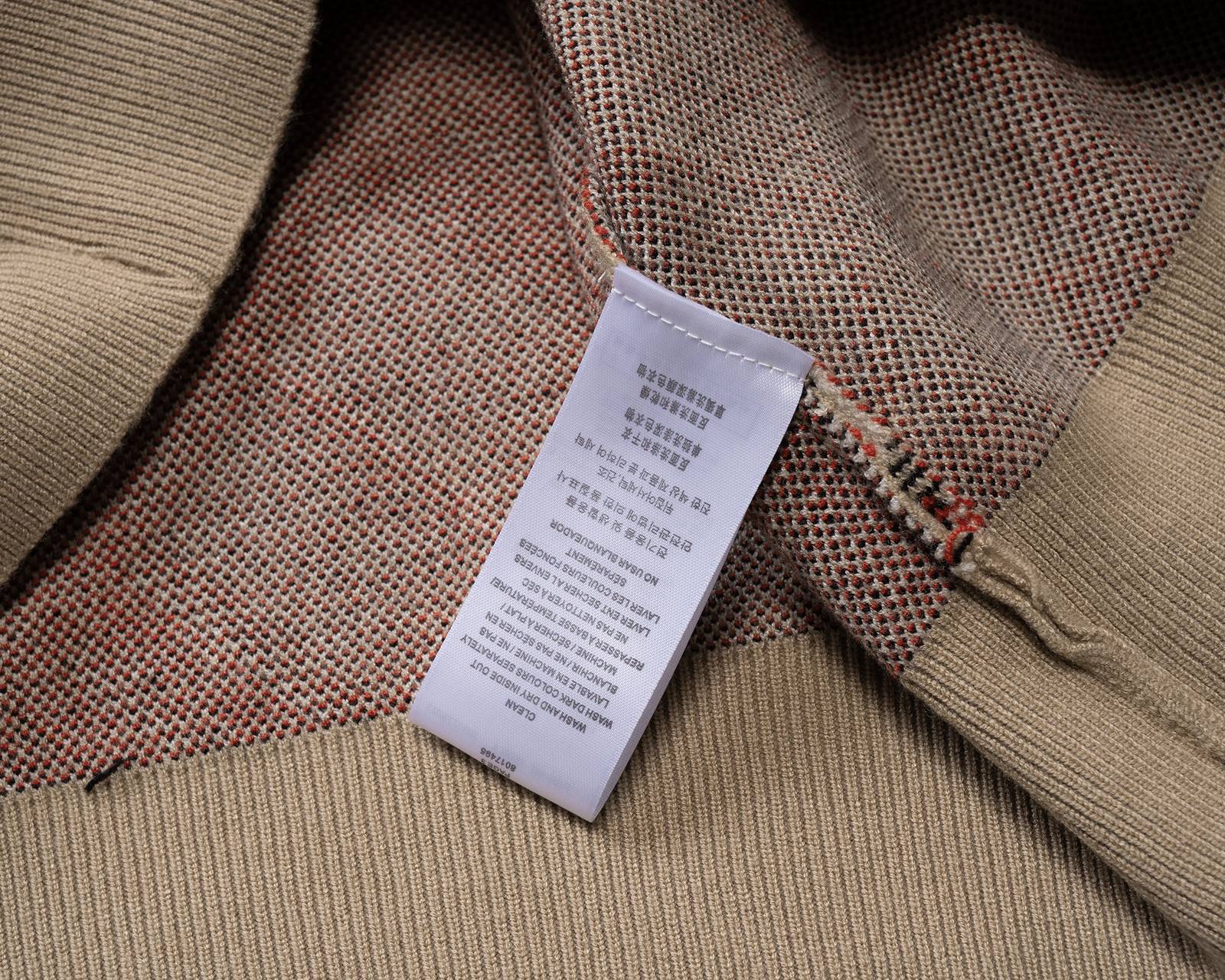 BURBERRY メンズ カーディガン クルーネック ケーブルニット ボーダー プチロゴ オーバーサイズ 秋冬 ベージュ - 画像 9