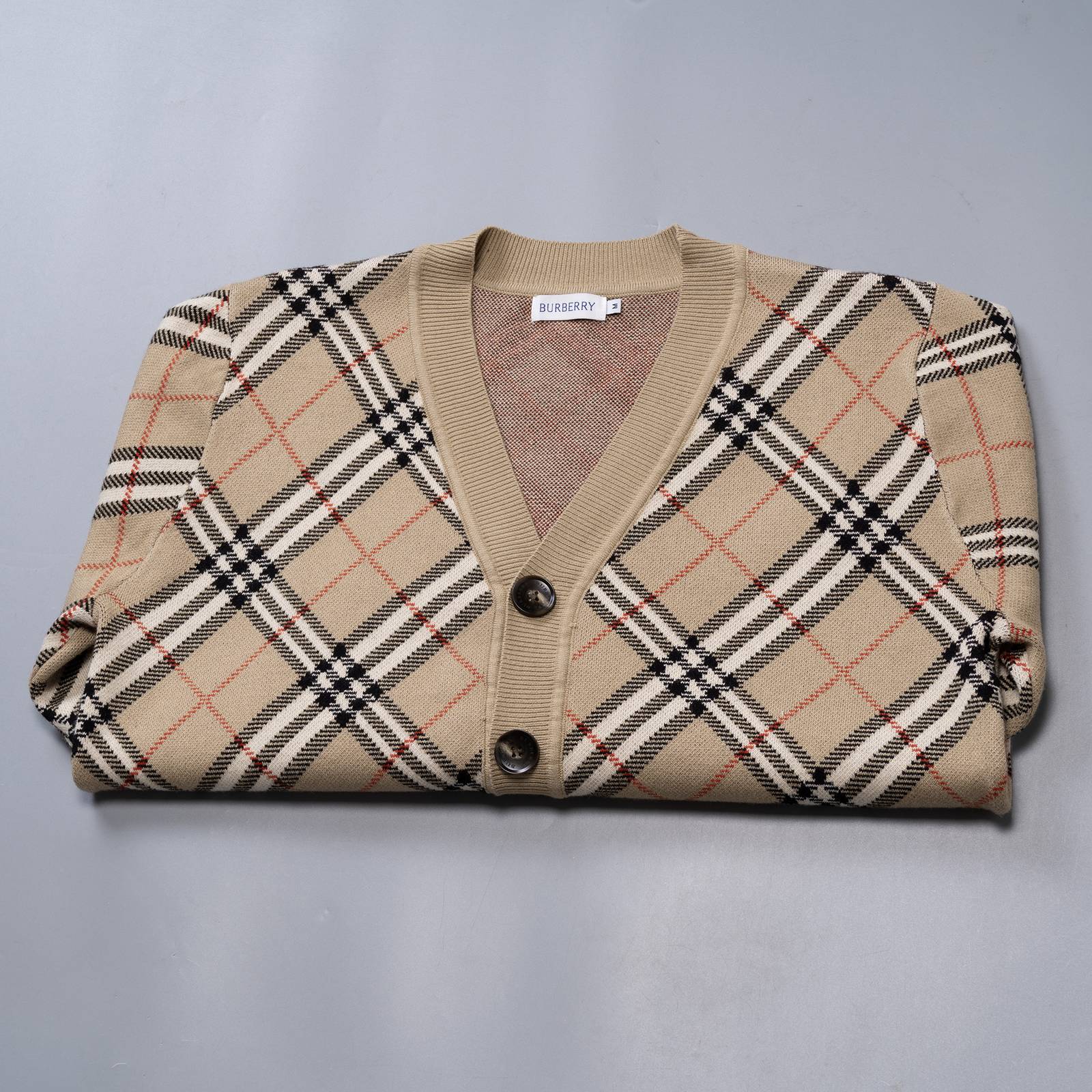 BURBERRY メンズ カーディガン クルーネック ケーブルニット ボーダー プチロゴ オーバーサイズ 秋冬 ベージュ - 画像 13