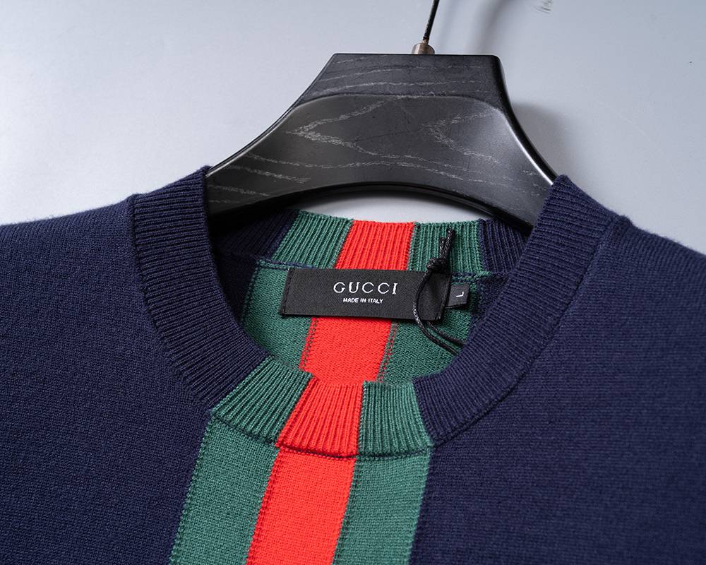GUCCI グッチ メンズ ニット クルーネック ケーブルニット オーバーサイズ ブラック - 画像 2