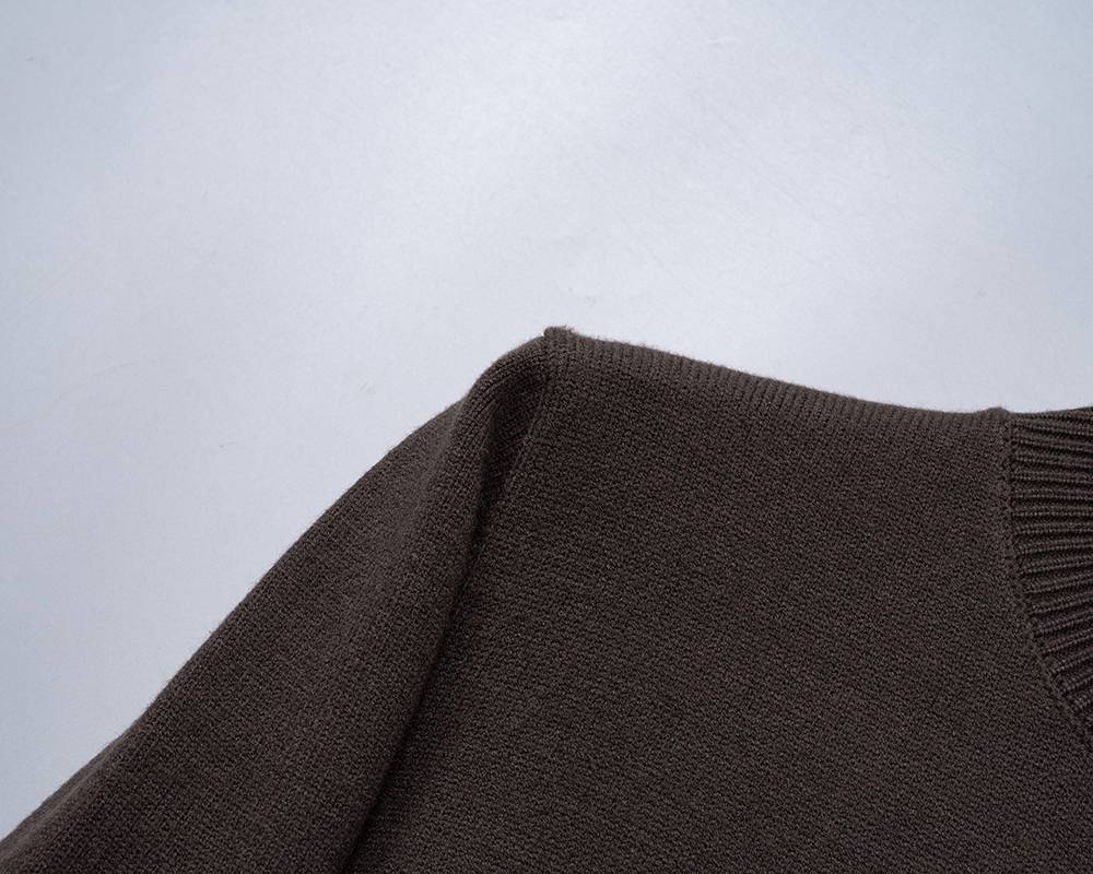 AMIRI メンズ ニット クルーネック ロゴ刺繍 リブニット 上品 ブラック - 画像 3