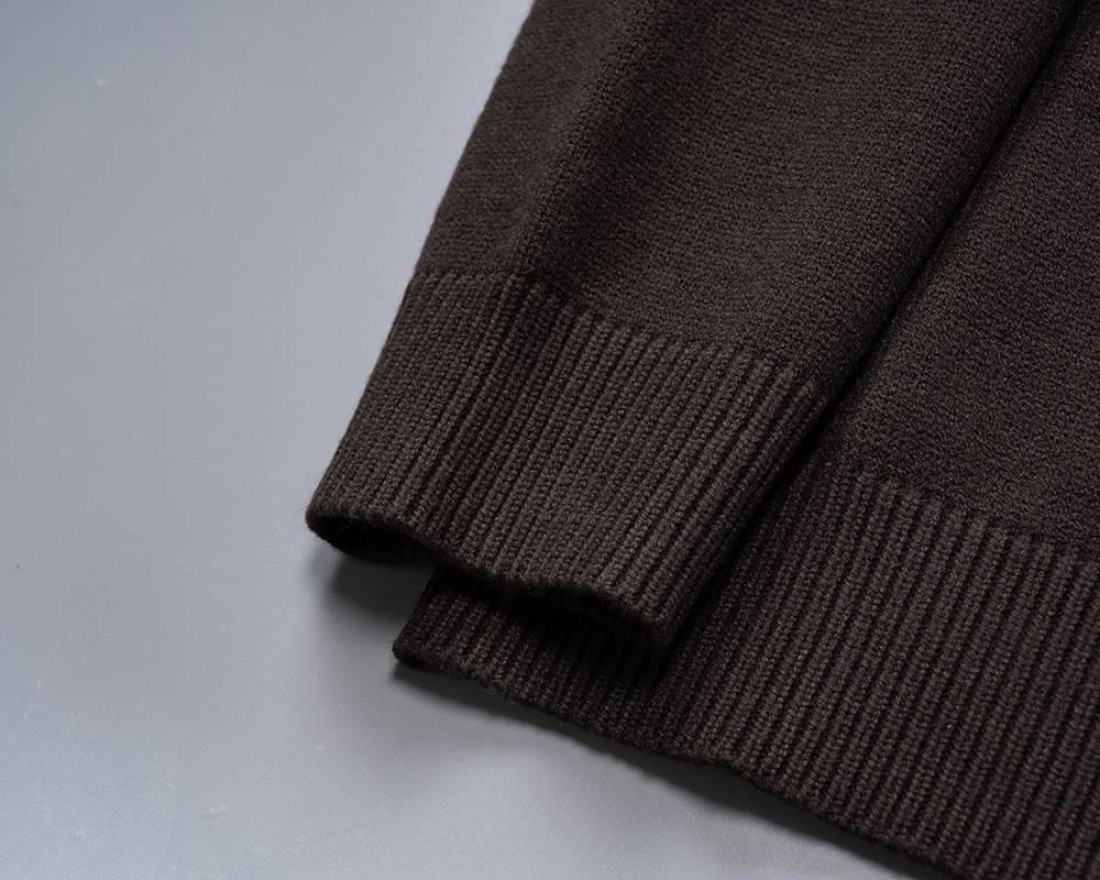 AMIRI メンズ ニット クルーネック ロゴ刺繍 リブニット 上品 ブラック - 画像 4