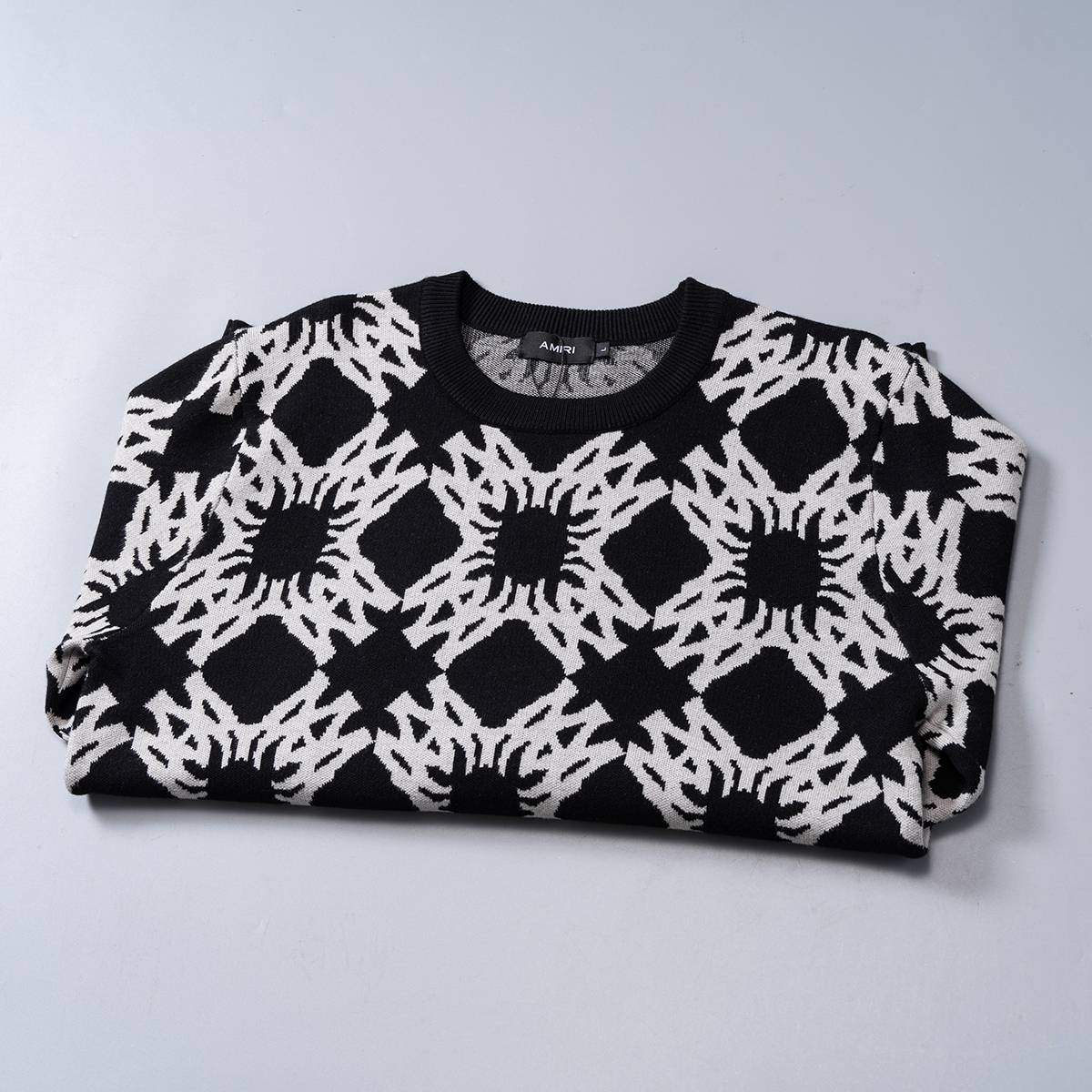 AMIRI メンズ ニット クルーネック インターシャ ボーダー オーバーサイズ ブラック - 画像 14