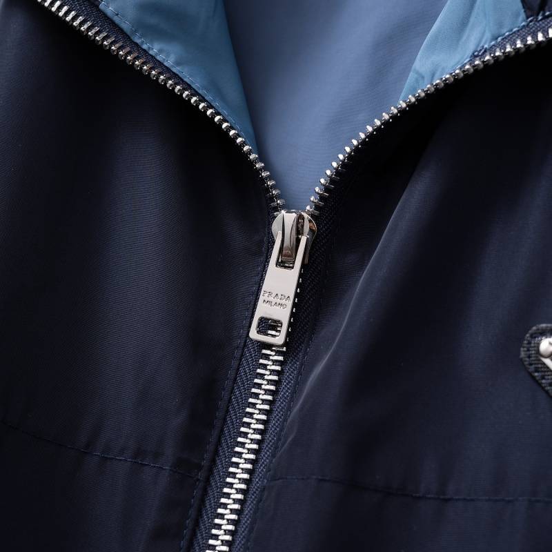 PRADA プラダ メンズ ジャケット ブルゾン スタンドカラージャケット ナイロン ロゴワッペン ミリタリー 通勤 通学 ネイビー - 画像 16
