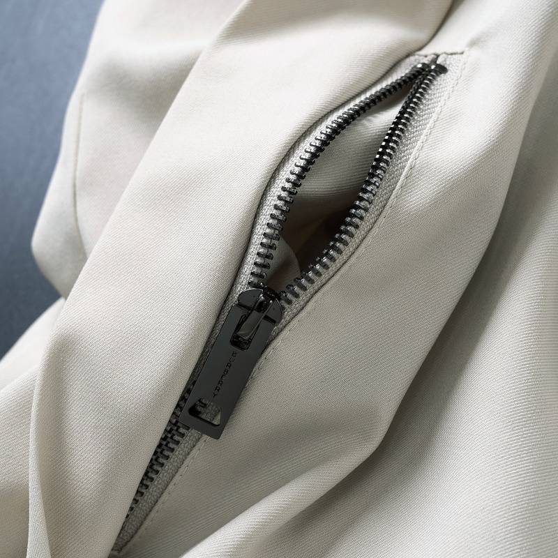 BURBERRY バーバリー メンズ ジャケット ブルゾン スタンドカラージャケット ナイロン ロゴワッペン ミリタリー 秋冬 カーキ - 画像 3