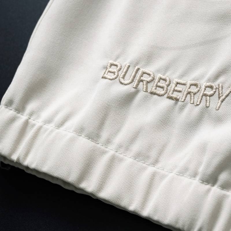 BURBERRY バーバリー メンズ ジャケット ブルゾン スタンドカラージャケット ナイロン ロゴワッペン ミリタリー 秋冬 カーキ - 画像 4