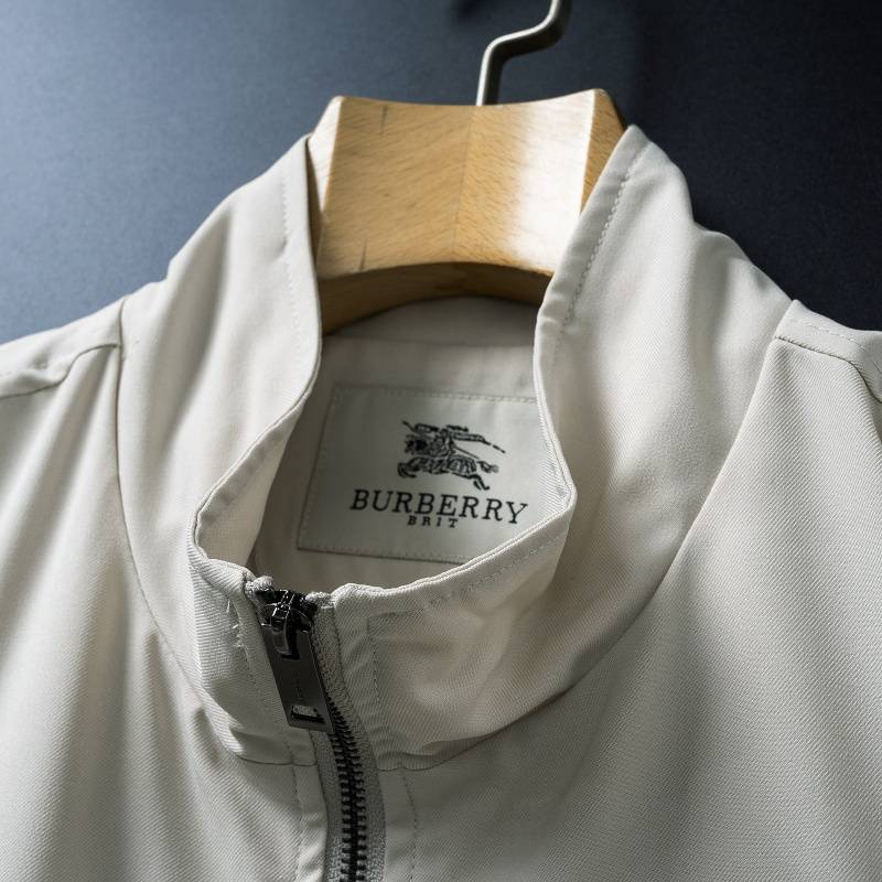 BURBERRY バーバリー メンズ ジャケット ブルゾン スタンドカラージャケット ナイロン ロゴワッペン ミリタリー 秋冬 カーキ - 画像 15