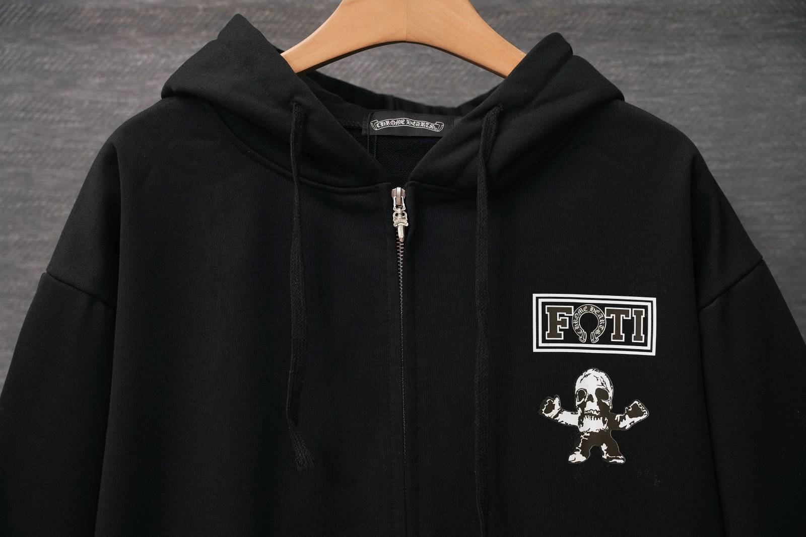 CHROME HEARTS クロムハーツ メンズ ブルゾン フーデッドジャケット ロゴワッペン ナイロン マウンテンパーカー 秋冬 ブラック - 画像 9