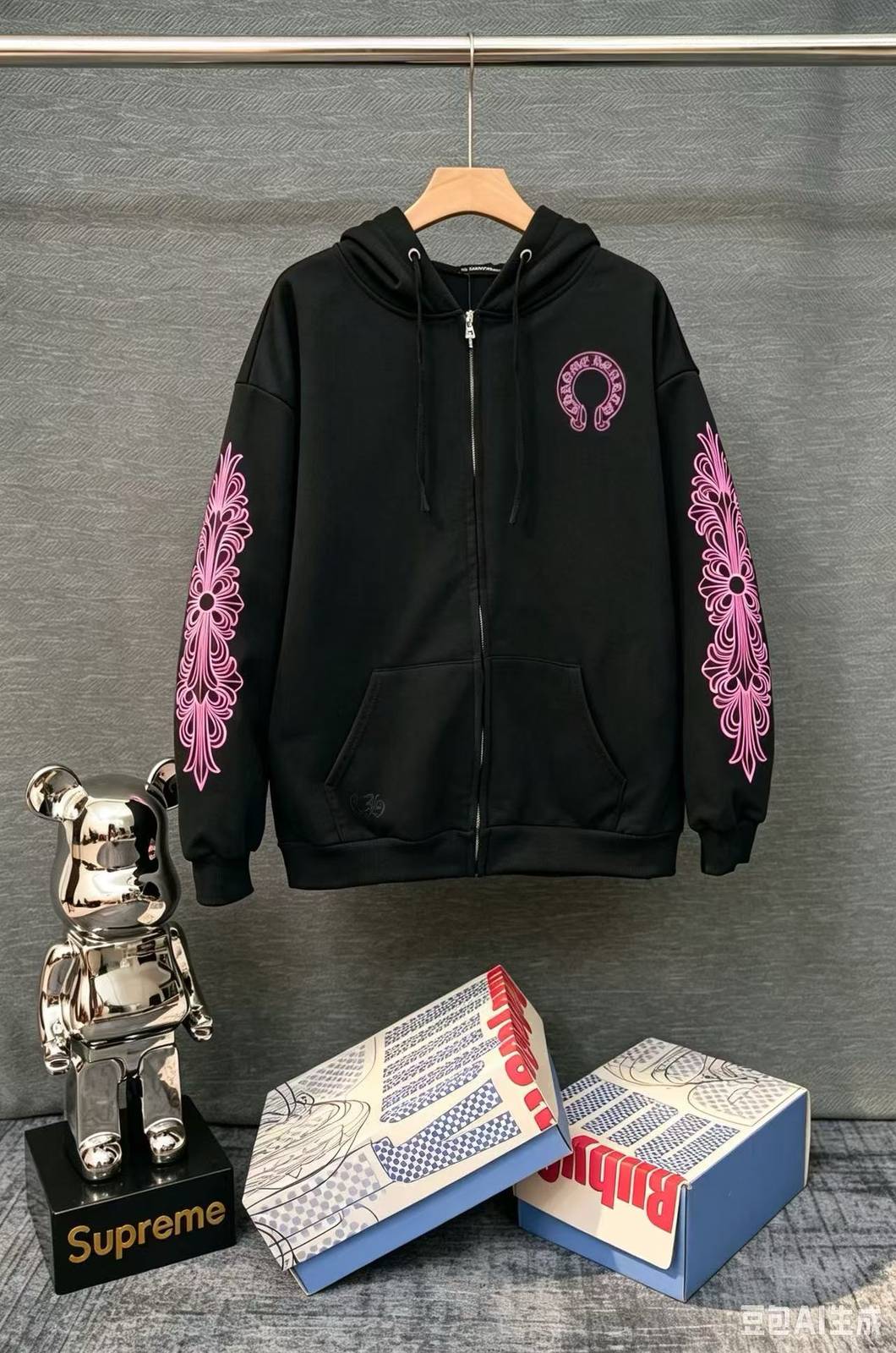 CHROME HEARTS クロムハーツ メンズ ブルゾン フーデッドジャケット ロゴワッペン フルジップ ナイロン マウンテンパーカー ブラック ホワイト - 画像 4