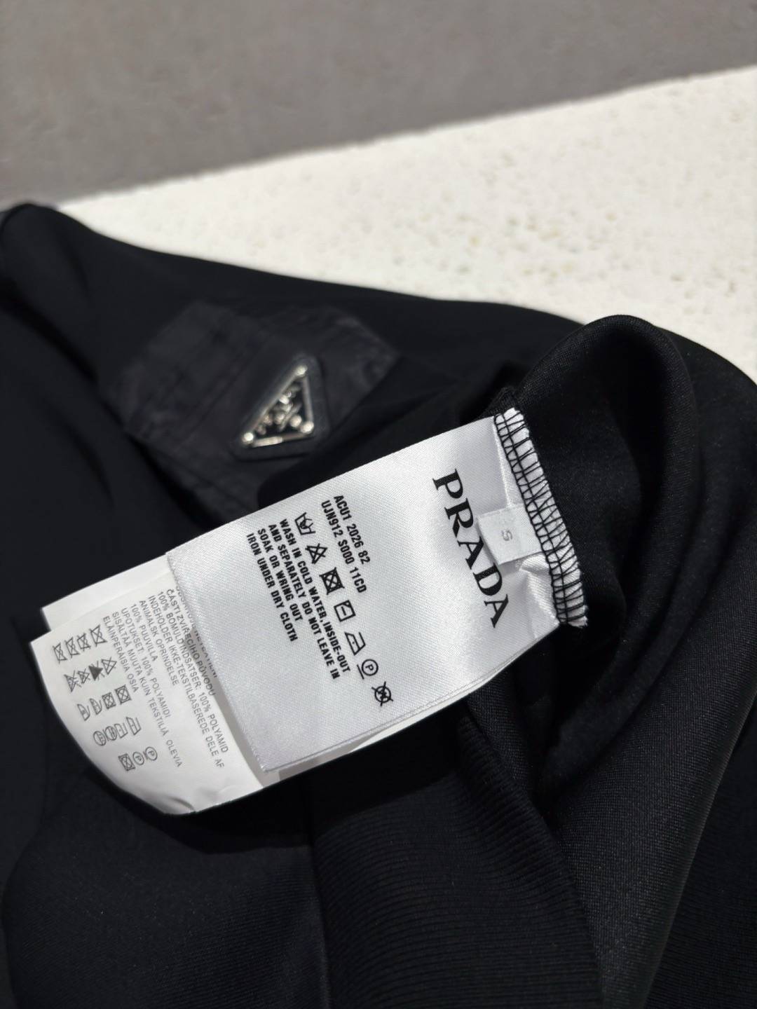 PRADA プラダ メンズ ジャケット ロゴワッペン ブルゾン ナイロン ミリタリー ストリート ブラック - 画像 2