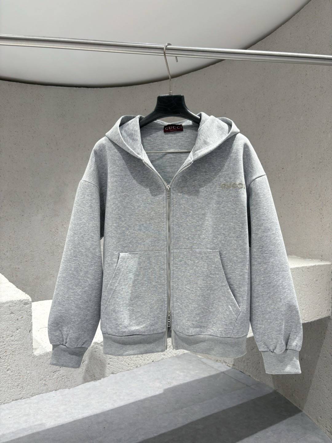GUCCI ジャケット メンズ ブルゾン フーデッドジャケット ナイロン キルティング ミリタリー 秋冬 ブラック カーキ