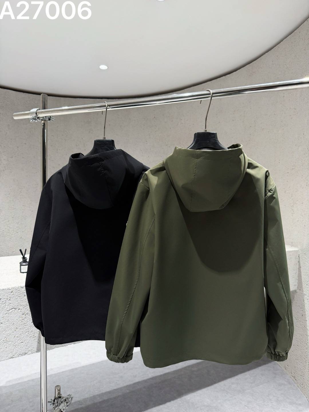 MONCLER モンクレール メンズ マウンテンパーカー ナイロン キルティング フーデッドジャケット 秋冬 防寒 ブラック カーキ - 画像 6