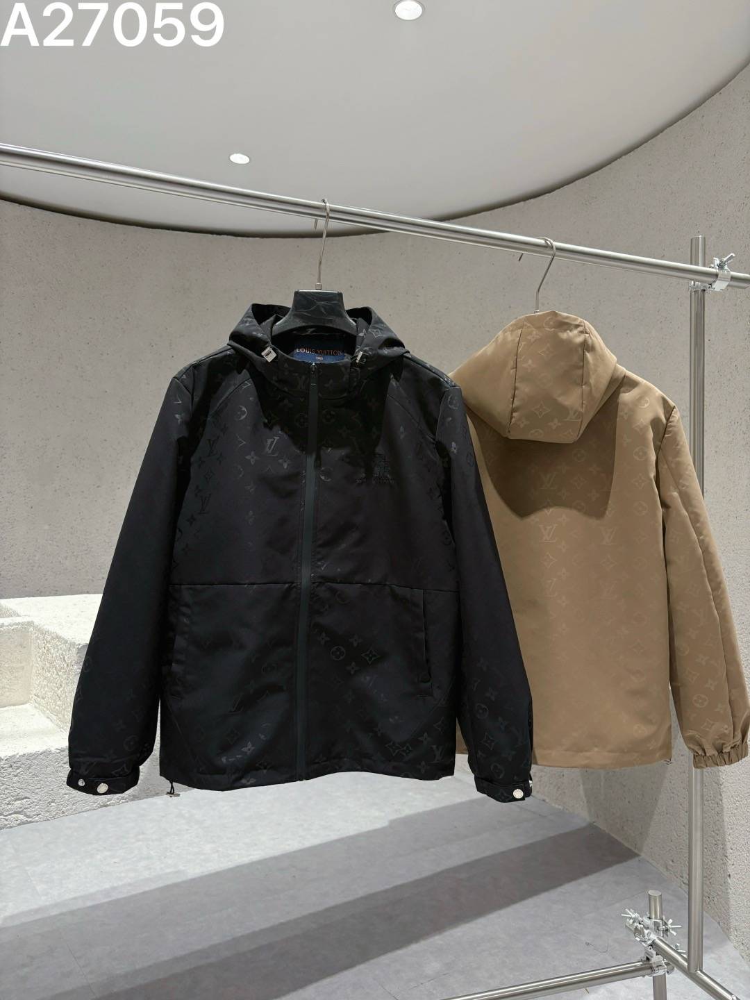 Louis Vuitton メンズ ブルゾン フーデッドジャケット モノグラム ナイロン マウンテンパーカー 秋冬 ブラック カーキ - 画像 6