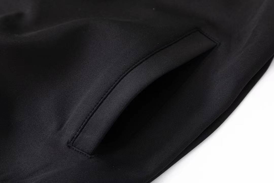 GUCCI メンズ ジャケット ブルゾン スタンドカラージャケット ナイロン ロゴワッペン ダブルジップ ミリタリー ブラック - 画像 5