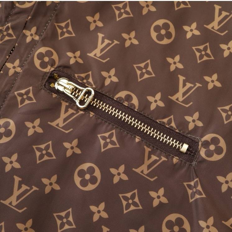 Louis Vuitton ルイヴィトン メンズ ブルゾン MA 1 ワッペン ロゴプリント ナイロン ジップアップ ブラック - 画像 2
