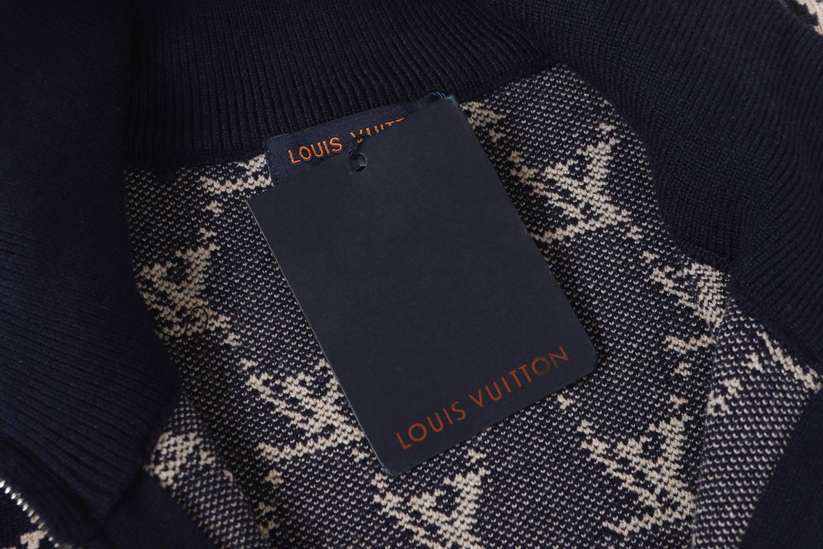 LV レディース ブルゾン フーデッドジャケット ロゴプリント ナイロン バイカラー 秋冬 通勤通学 ブラック - 画像 11