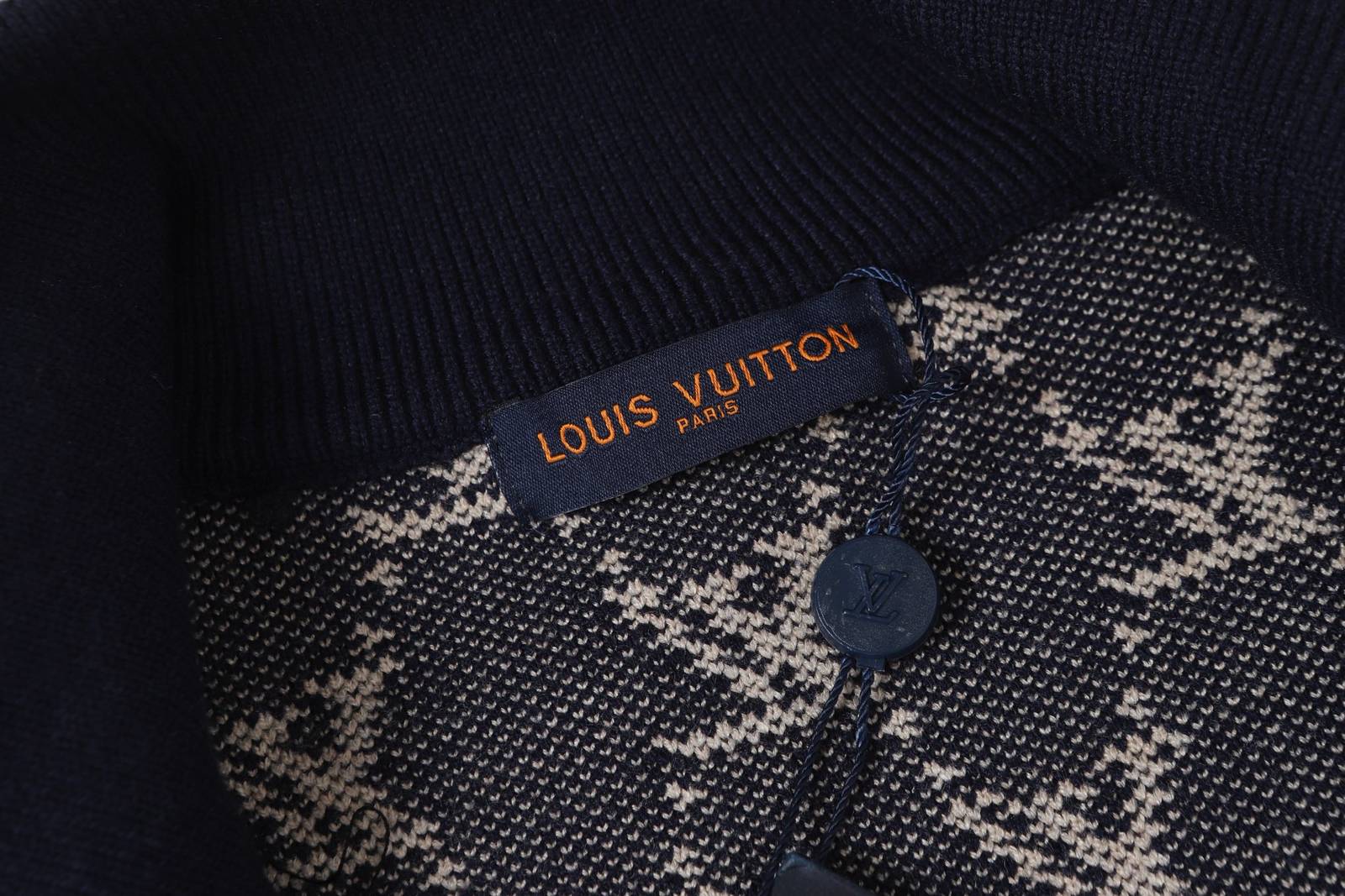LV レディース ブルゾン フーデッドジャケット ロゴプリント ナイロン バイカラー 秋冬 通勤通学 ブラック - 画像 12